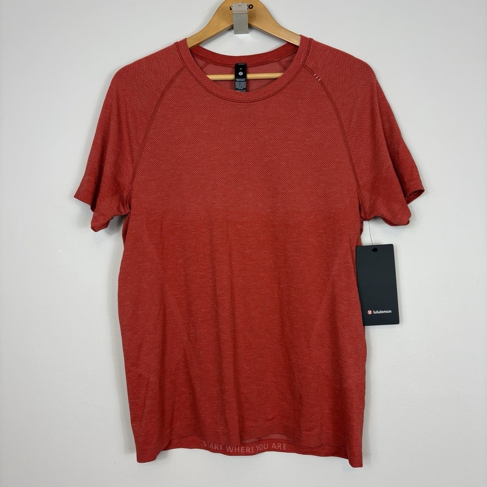 Lululemon Metal Vent Tech Short Sleeve Shirt Mens Medium M RUSC/DADV Orange Rust